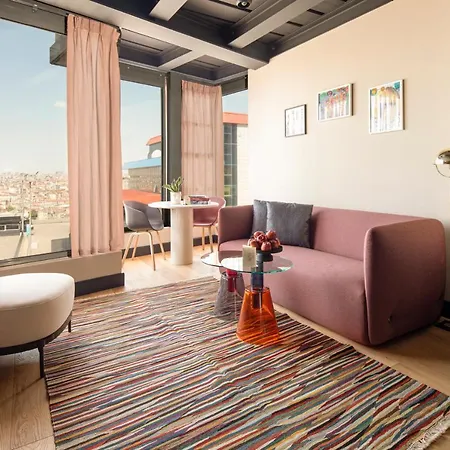 Lab Hotel 5*