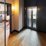 Hotel Lab