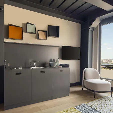 Lab Hotel