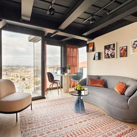 Lab Hotel