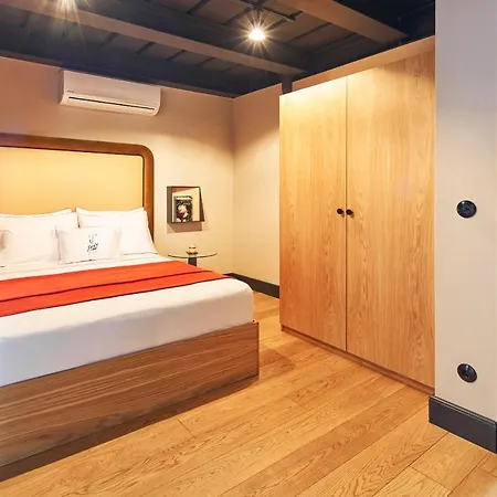 Lab Hotel 5*