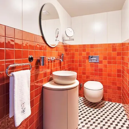 Lab Hotel